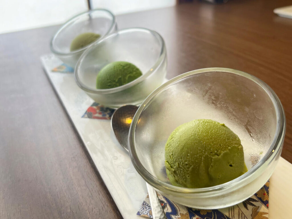 神楽坂 茶寮 本店 利き茶アイス（抹茶・煎茶・玄米茶）